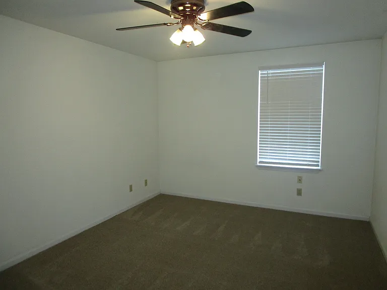 2404-2406 Calder Ct. — Photo 24