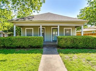 111 Dixon St, Cleburne, TX 76033