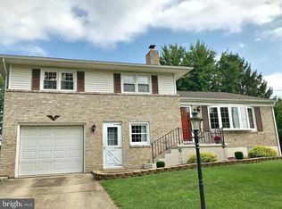 2406 Amethyst Rd, York, PA 17408