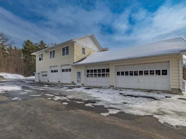 1083 Mount Elam Rd, Leominster, MA 01453