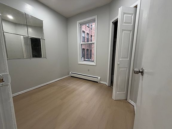 3rd image of 99 W 17th St APT 2
