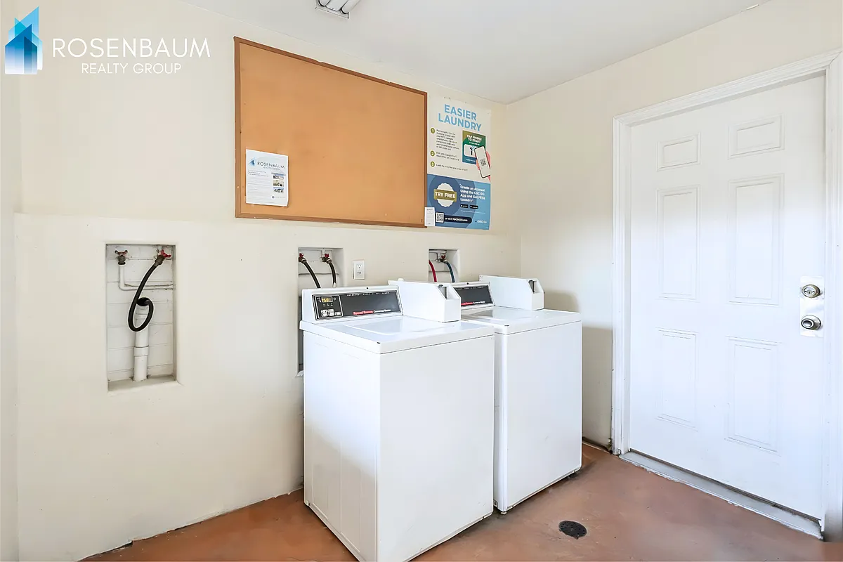 Building Photo - Miramonte Apartments-