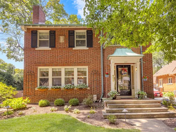 633 Crescent COURT, Milwaukee, WI 53213