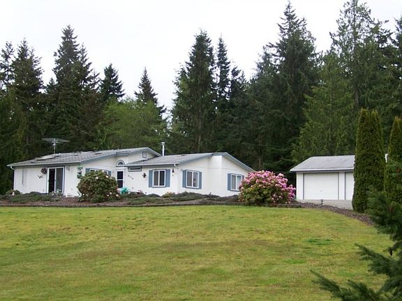 2nd image of 8115 NE Eaglepoint Ln