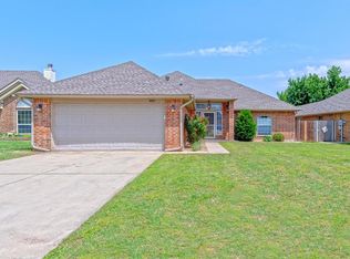 4905 Byron Cir, Yukon, OK 73099