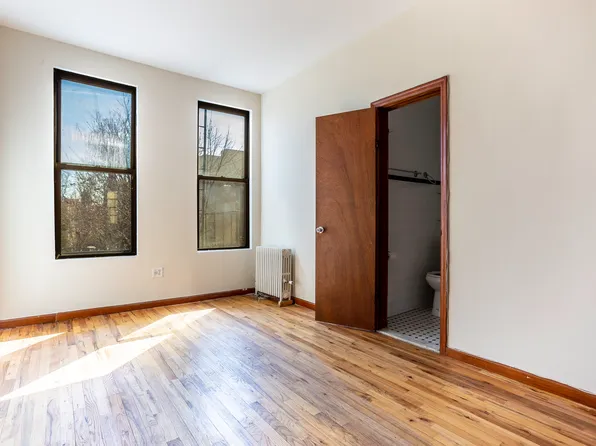 178 Nassau Ave APT 3L, Brooklyn, NY 11222