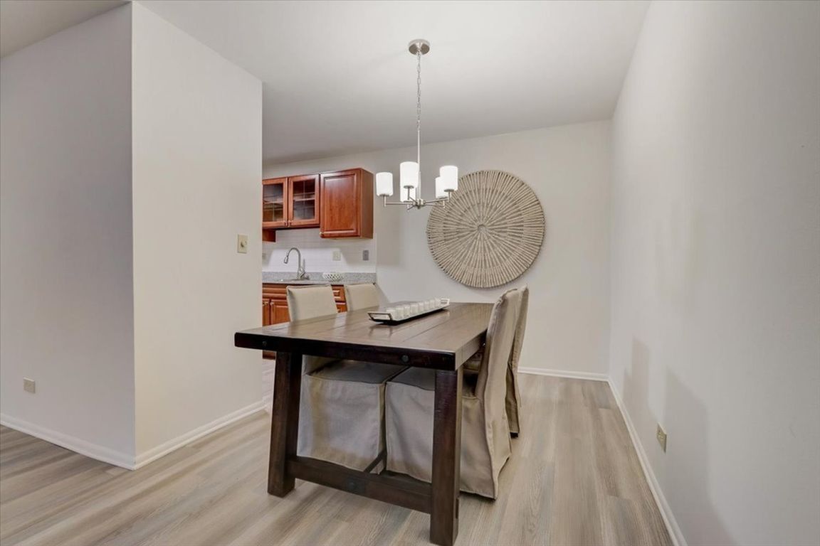 Renovated 2 Bedroom Dining Area