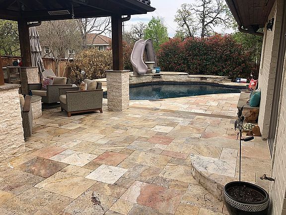 4th image of 13 Crestwood Dr