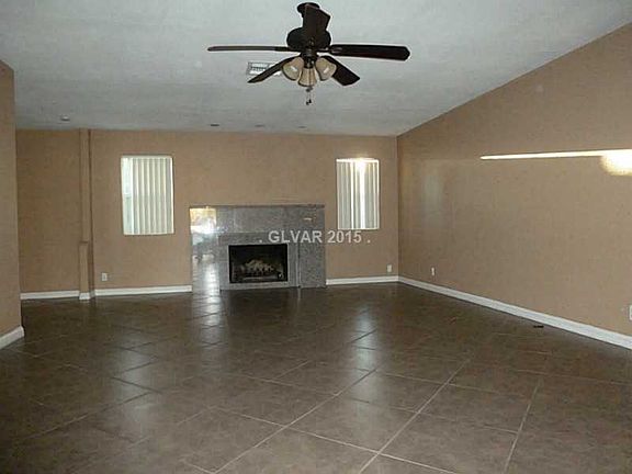 3rd image of 4139 Meadowglen Way