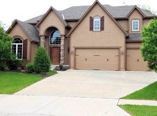 4705 Grove St, Shawnee, KS 66226