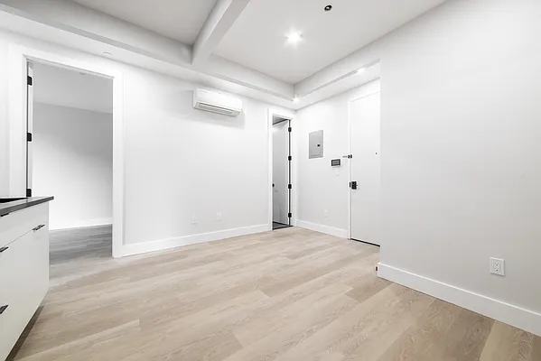 Rented by STY Management LLC | media 22