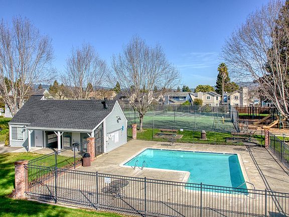 2nd image of 8356 Windmill Farms Drive