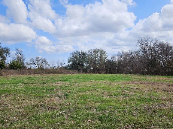 3rd image of 13921 Old Chocolate Bayou Rd