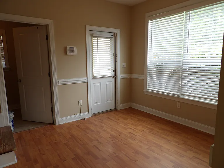 836 E Anderson St #A — Photo 18