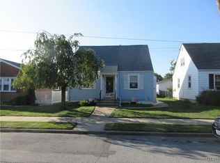 1533 Englewood St, Bethlehem, PA 18017