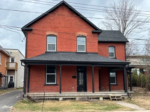 392 Isabella St, Pembroke, ON K8A 5T5