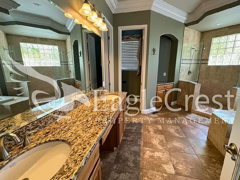 44 Vinehill Dr — Photo 45