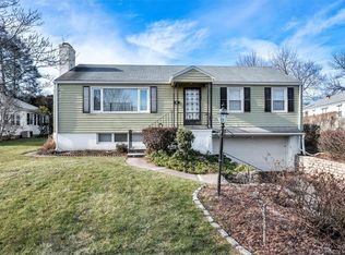 7 Southwell Rd, Wethersfield, CT 06109