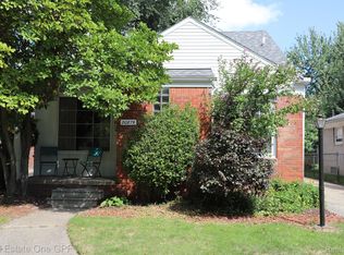 20879 Beaufait St, Harper Woods, MI