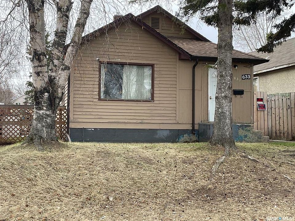 1st image of 633 20th St E