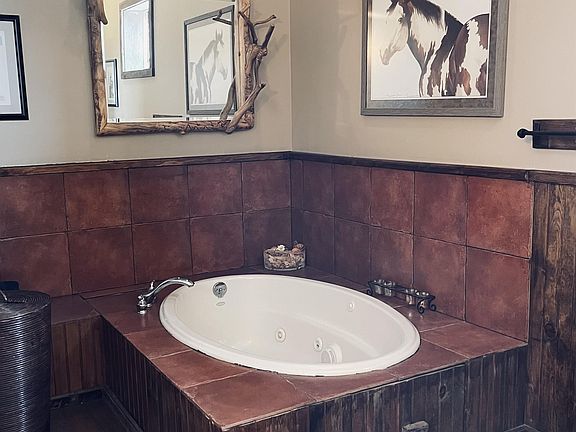 3rd image of 116 2nd St APT 2A