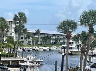 1036 Us Highway 1 APT 217, North Palm Beach, FL 33408
