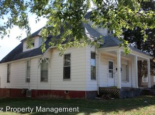 703 1/2 N Lafayette St, Macomb, IL 61455