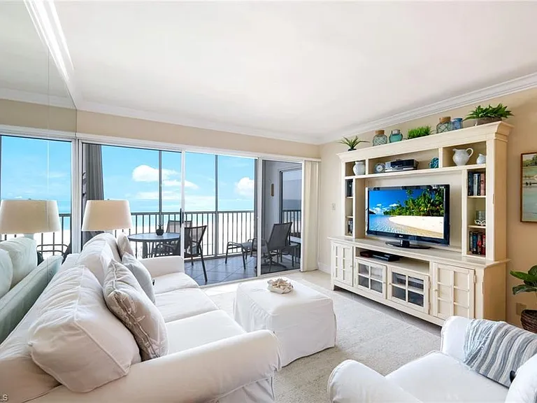 3443 Gulf Shore Blvd N #309 — Photo 5