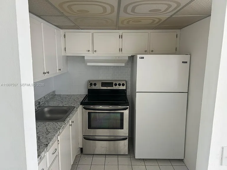 89 Berkshire E #89-D — Photo 7