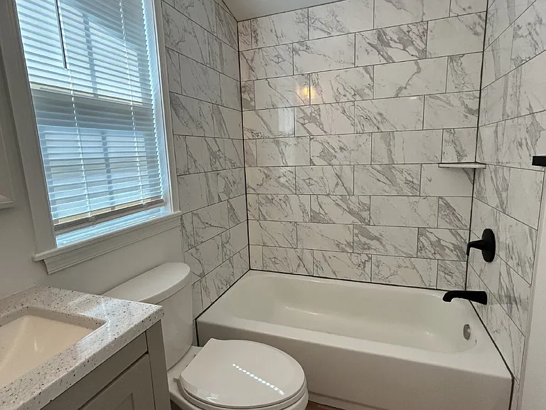 299 Flynn Dr — Photo 11