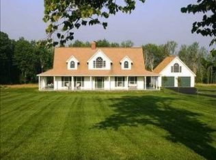 57 Nelson Rd, Saint Albans, ME 04971