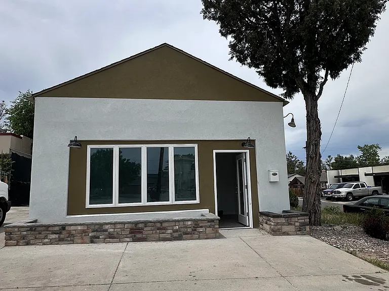 645 S Federal Blvd — Photo 2