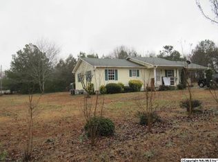 2929 Half Section Line Rd, Albertville, AL 35950