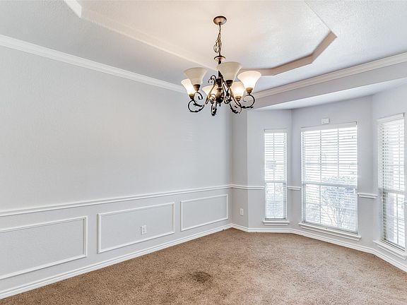 3rd image of 1308 Soaptree Ln