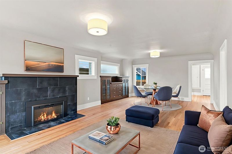 3rd image of 616 N Steele Street