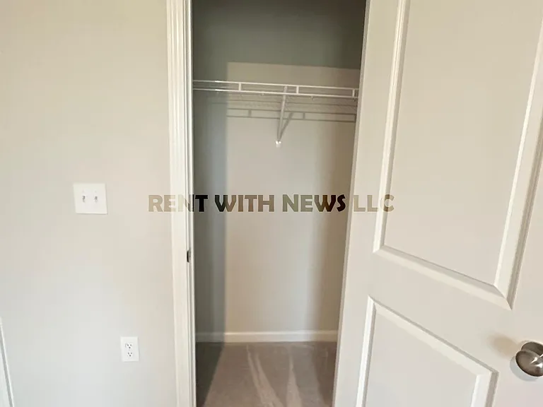 5124 Anamosa St — Photo 44