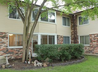 3108 Roberts Dr APT 1, Woodridge, IL