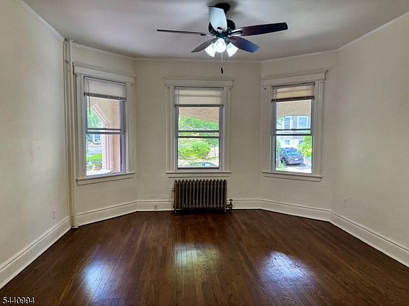 4th image of 193 Hillside Ave #3