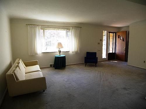 3rd image of 8516 Myrtlewood Ave