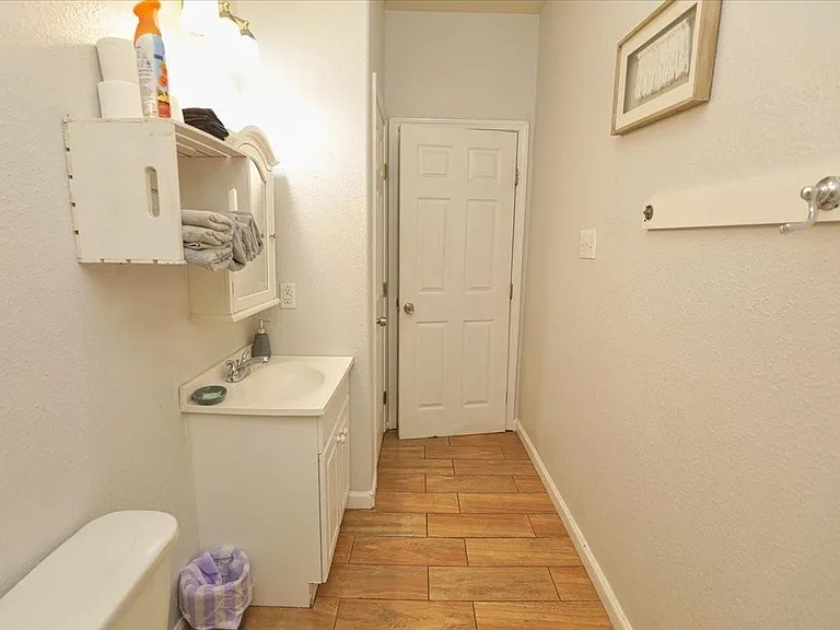13121 Vickery St — Photo 21