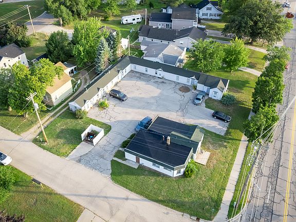 15-web-or-mls-Unit #4 501 Pine St Spring Lake, MI, United States-15_09112025