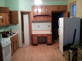 3247 S Carpenter St, Chicago, IL