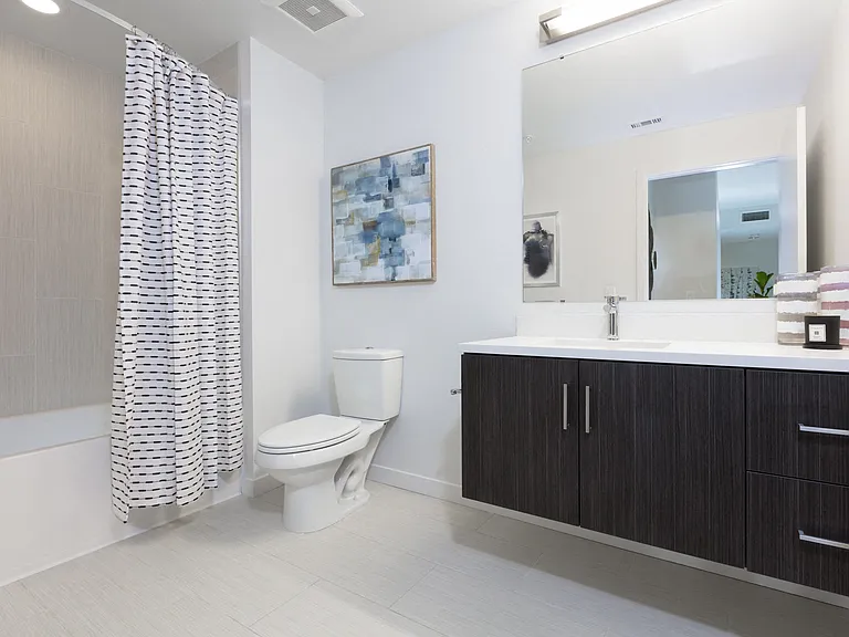 6775 Golden Gate Dr — Photo 16