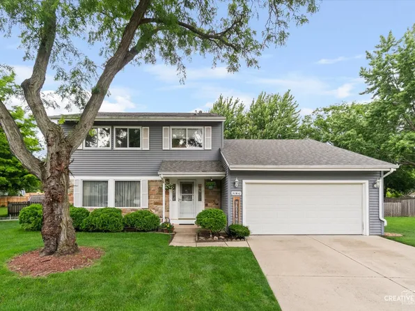 30W110 Avondale Ct, Warrenville, IL 60555