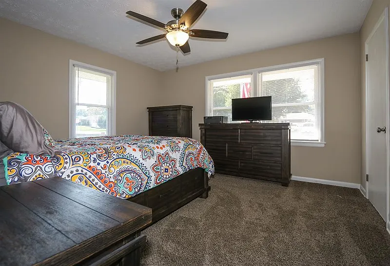 Thumbnail 16