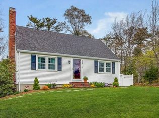 178 Holmes St, Halifax, MA 02338