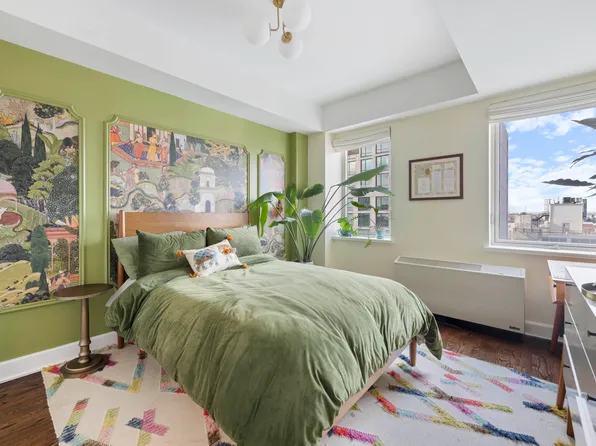 343 4th Avenue image 6 of 16