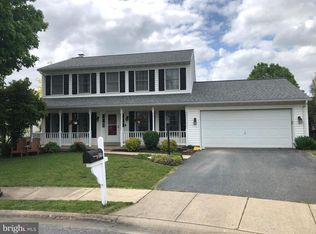 819 Salisbury Ct, Lancaster, PA 17601