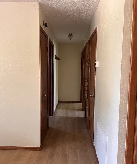 1207 Heather Ln — Photo 8