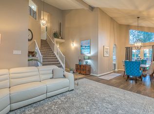 10410 Modesto Ave NE, Albuquerque, NM 87122